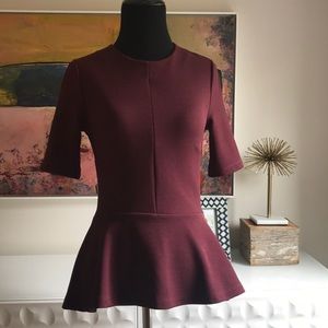 H&M burgundy peplum top - Size 2 👚